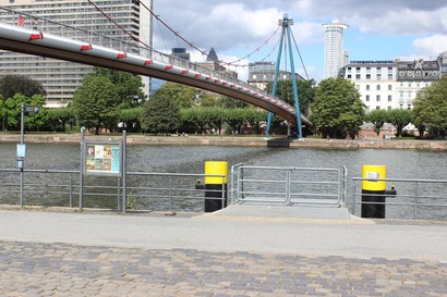 Landing stage Frankfurt-Stdel / Holbeinsteg