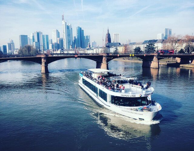 skyline tour schiff frankfurt