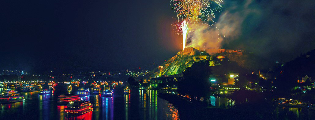 Schiff fr Rhein in Flammen chartern