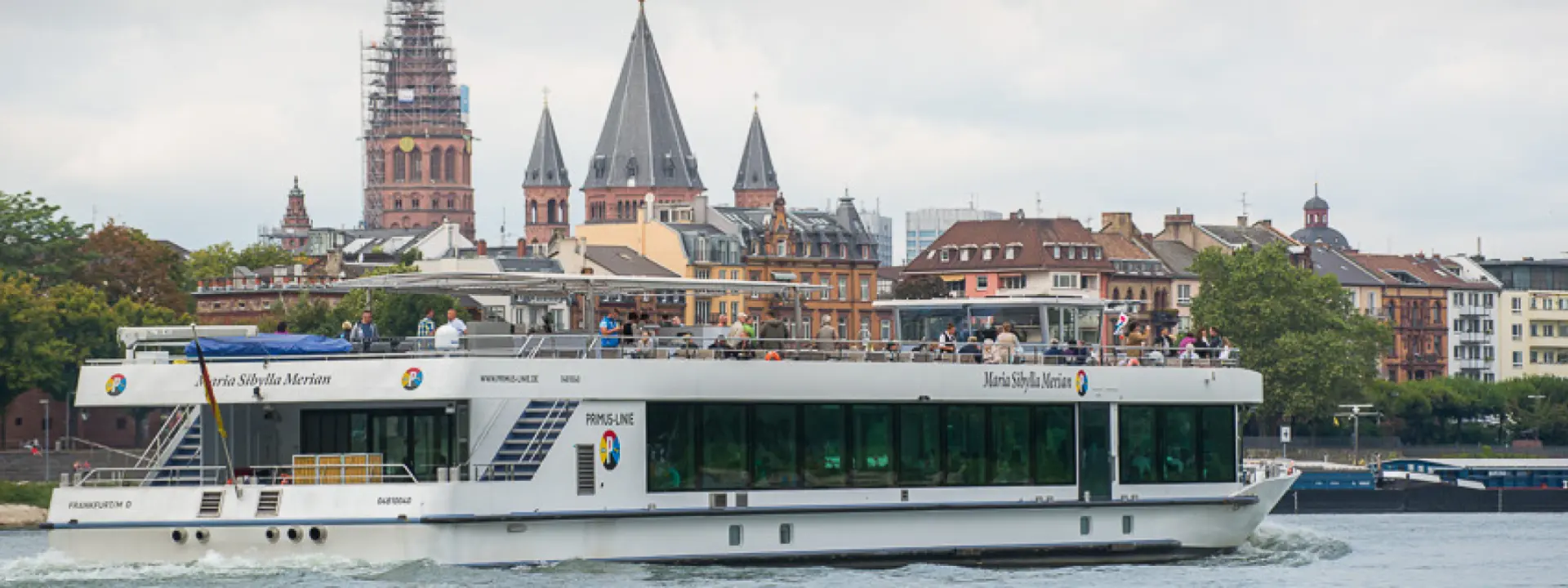 Mit dem Schiff nach Mainz am Rosenmontag