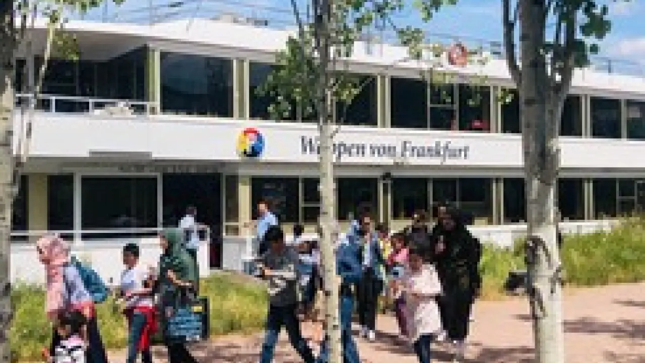 Wilde Piratenabenteuer auf dem Main: Die zehnte Familienfahrt der Primus-Linie legte heute für bedürftige Frankfurter Familien ab