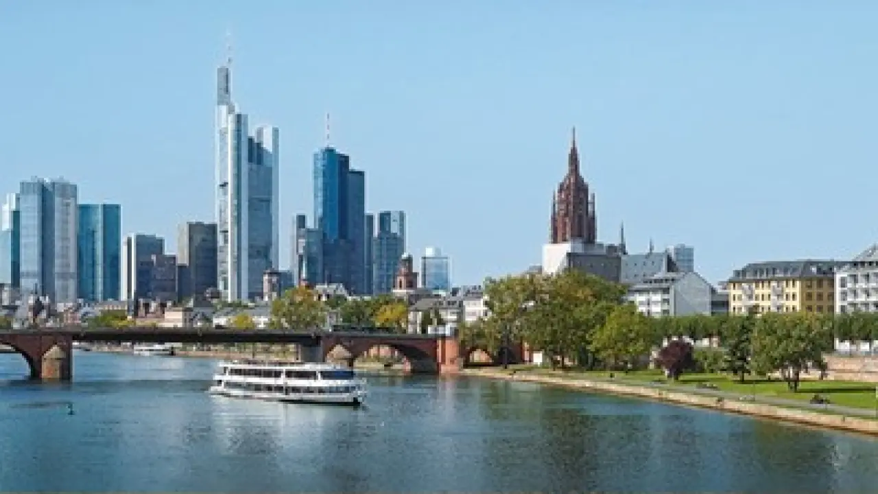 Von Wiesbaden und Mainz nach Frankfurt